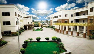 nazeer hussain university