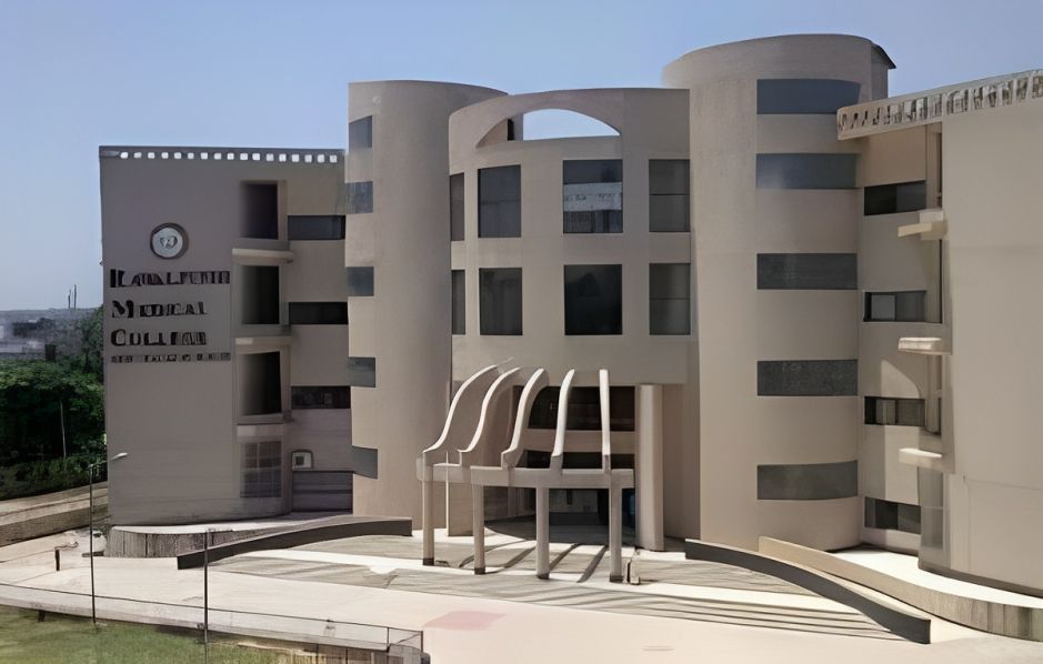 rawalpindi medical university